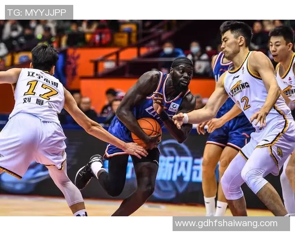 8月11日男篮广东队对阵辽宁队精彩视频回顾与赛后分析
