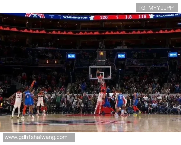 亚历山大家中遭入室偷盗!现场布置很多警力 发生于雷霆奇才竞赛期间 亚历山大家中遭入室偷盗!现场布置很多警力 发生于雷霆奇才竞赛期间